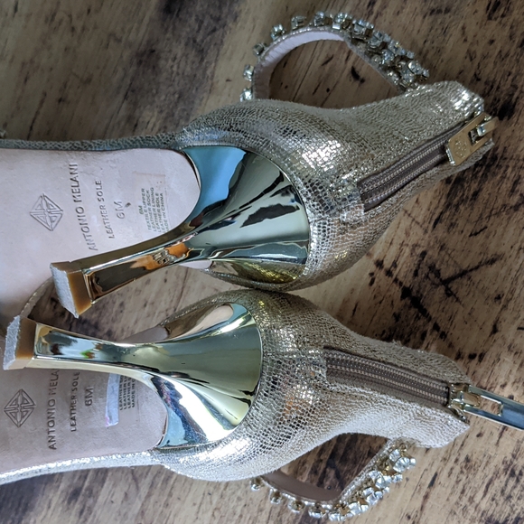 Like NEW Antonio Melani heels!!! - Picture 7 of 9